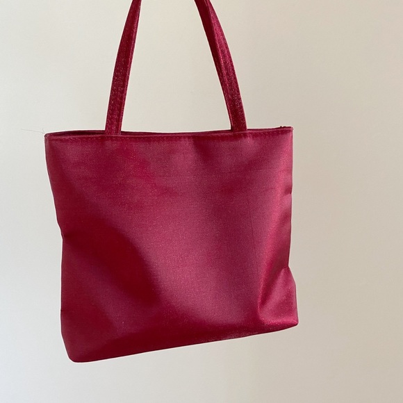 cute reflective red/magenta purse - Picture 2 of 3